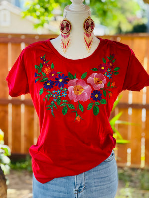 Érica  Embroidered T-Shirt