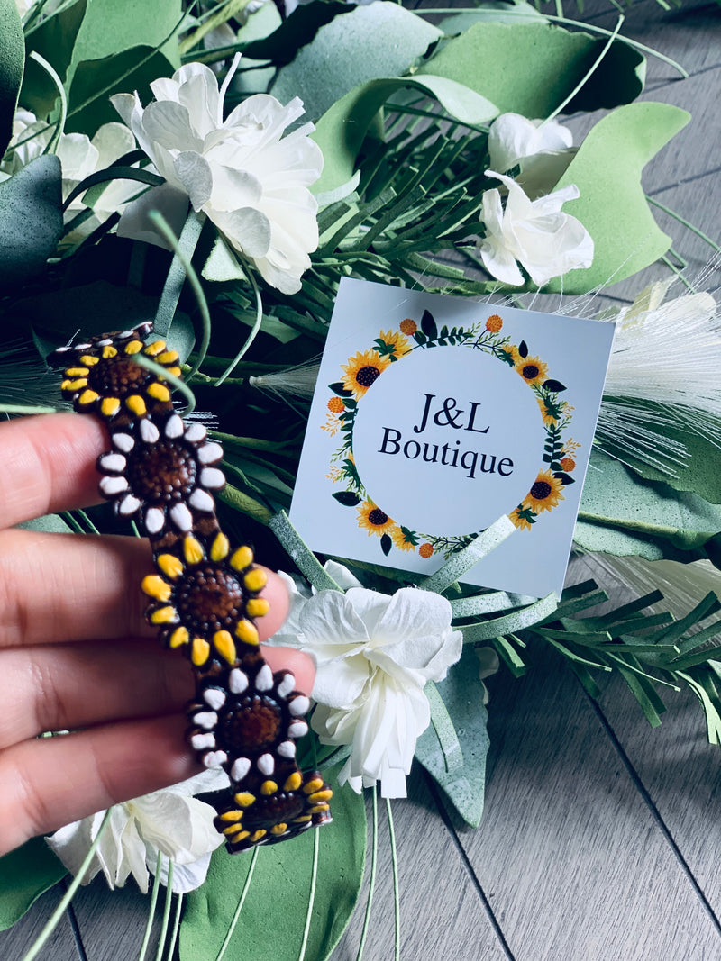 Leather sunflower bracelet large ( white & yellow )