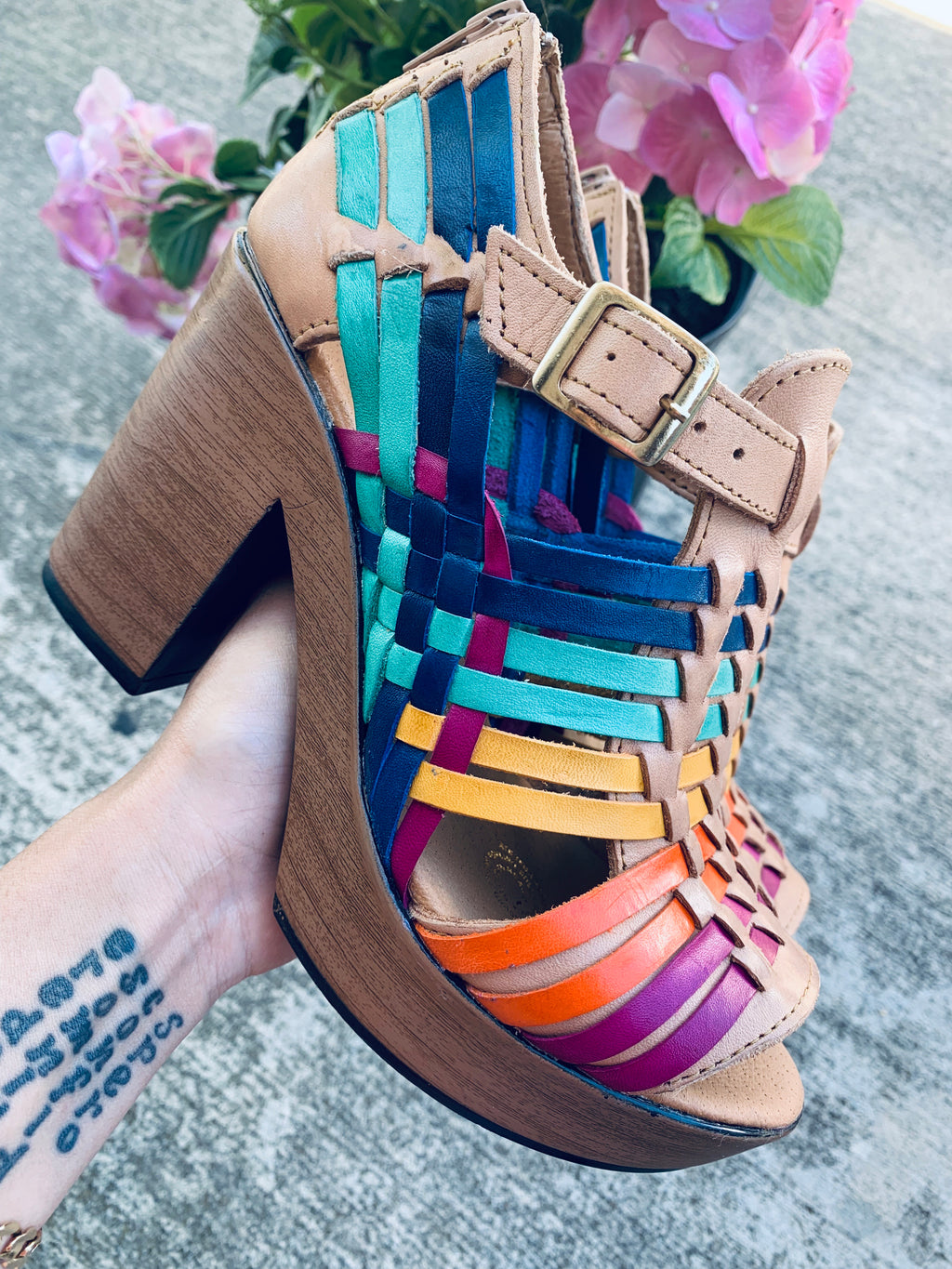 Ema Colores (PRE-ORDER)